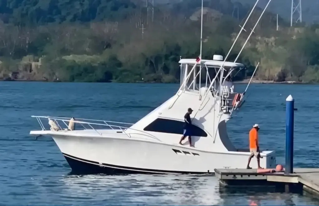 Lurhs 36" - Capacidad 10 Personas 